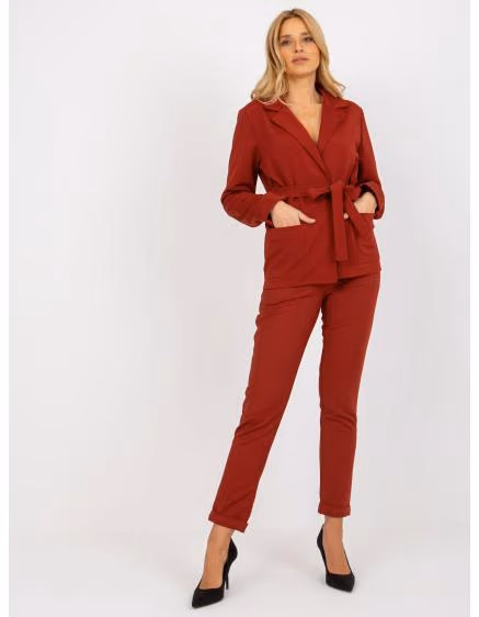 Bordové dámske sako s viazaním CARLA – TheyWear.sk