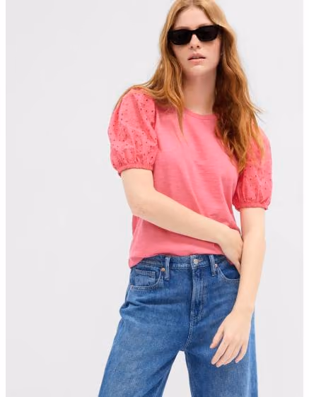 Dámske tričko s čipkovanými rukávmi – TheyWear.sk